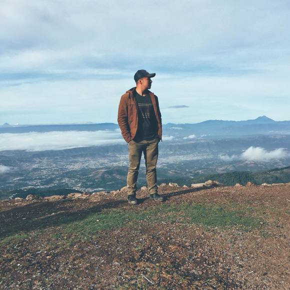 Meet your Posher, Cristobal - Picture 1 of 1